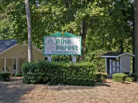 4519 Candlestick Ln, Oakwood, GA 30566