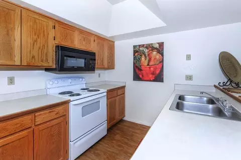 2400 E River Rd, Tucson, AZ 85718