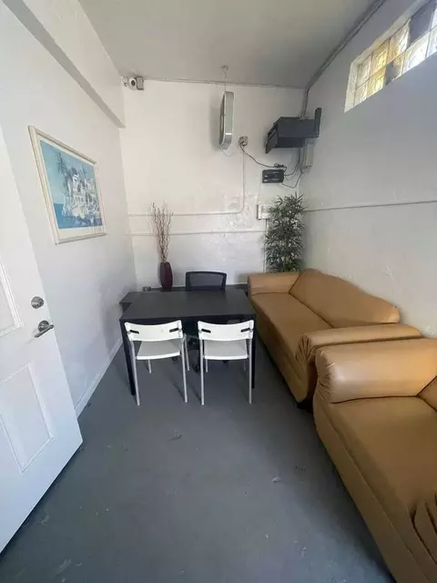 1201 1232 Nw 1 Pl, Miami, FL 33136