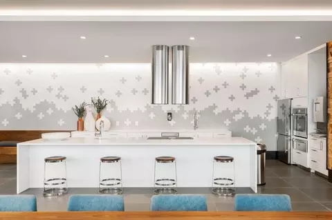 899 Congress St, Boston, MA 02210 photo 67