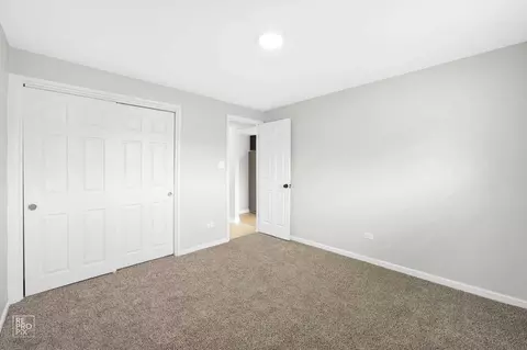 6921 S Cornell Ave, Chicago, IL 60649 photo 14