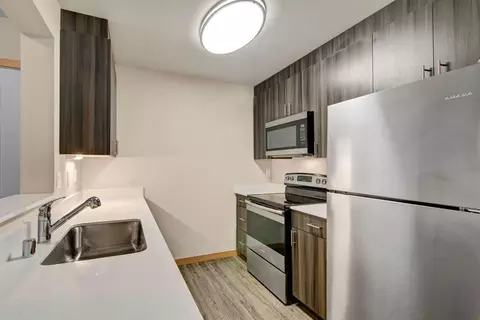 1060 Insignia Loop, Bremerton, WA 98310 photo 2