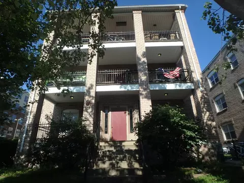 402 S 9th St, Columbia, MO 65201