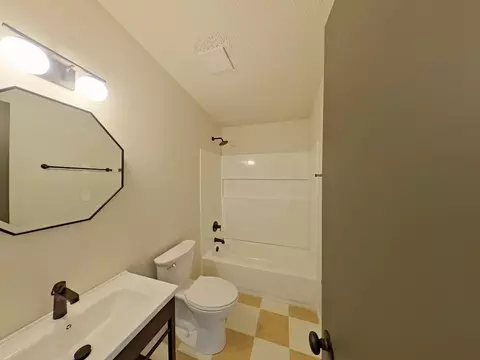 745 E 15th Ave, Eugene, OR 97401 photo 26