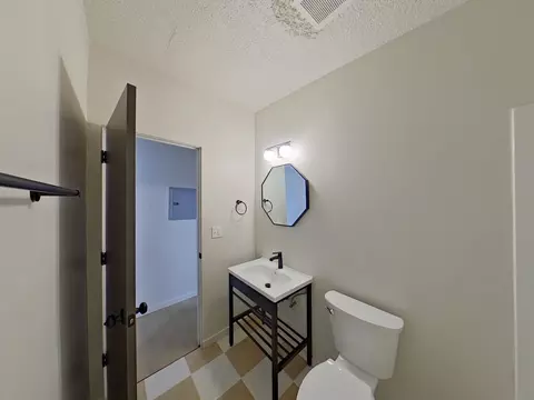 745 E 15th Ave, Eugene, OR 97401 photo 25