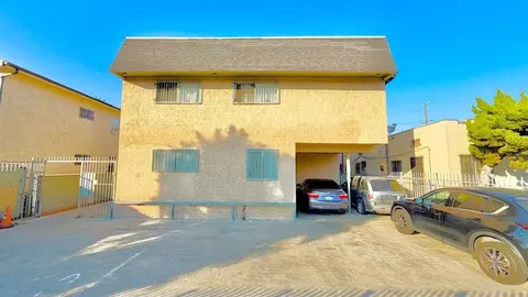 637 W 79th St, Los Angeles, CA 90044