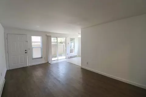 12326 33rd Ave NE, Seattle, WA 98125