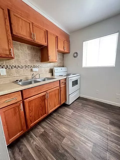 218 Walthall Ave SE, Marietta, GA 30060