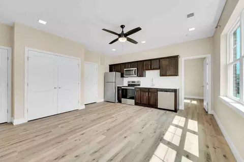 519 E Cherry St, Springfield, MO 65806