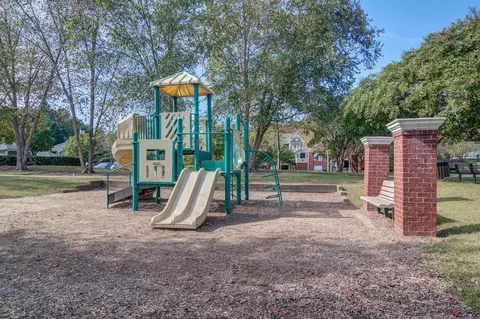 100 Woodiron Dr, Duluth, GA 30097 photo 22