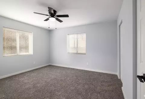 2974 Coppercreek Rd, Saint Louis, MO 63136
