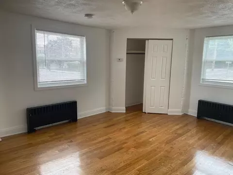 143 Arlington St, Chelsea, MA 02150