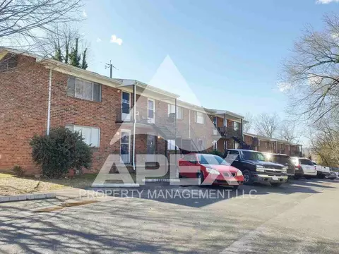 2927 Whittle Springs Rd, Knoxville, TN 37917