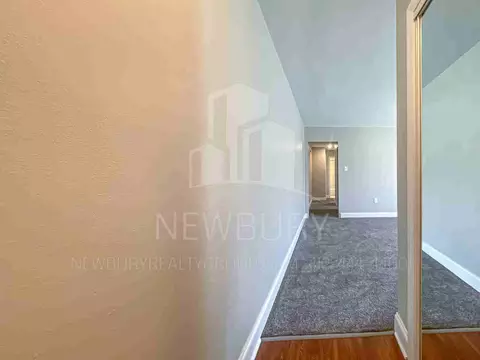 102 W Steuben St, Crafton, PA 15205