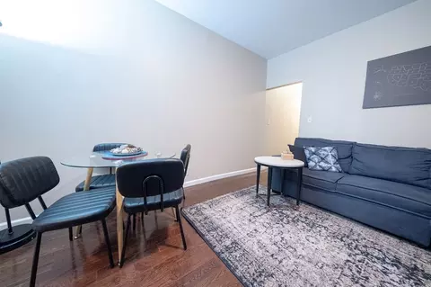 200 E 11th St, New York, NY 10003