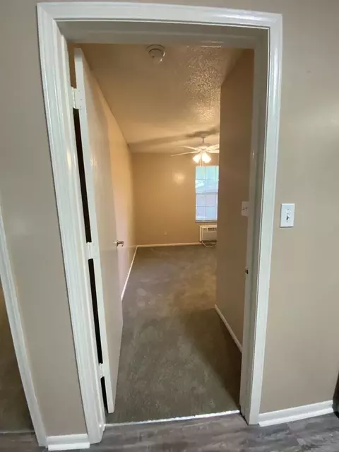 6933 W University Ave, Gainesville, FL 32607 photo 4