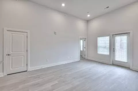 4249 Llium Ave, Cincinnati, OH 45245 photo 8