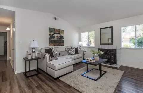 6549 N Palm Ave, Fresno, CA 93704