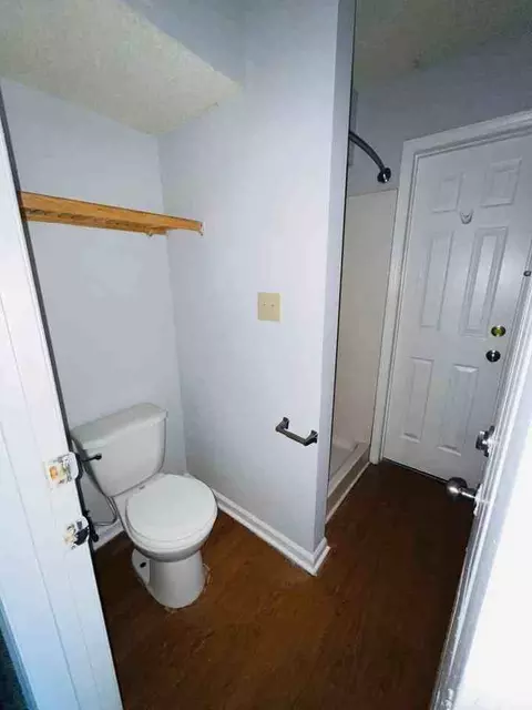 Brice St, Greensboro, NC 27403 photo 8