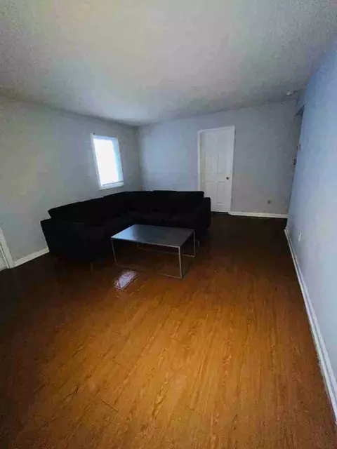 Brice St, Greensboro, NC 27403 photo 2