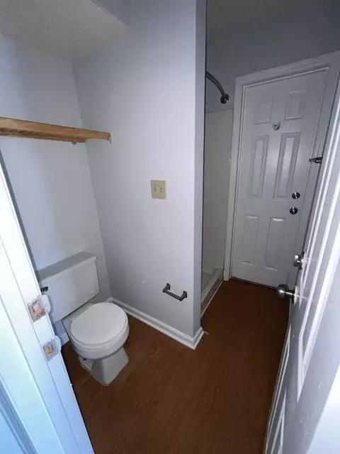 Brice St, Greensboro, NC 27403 photo 3