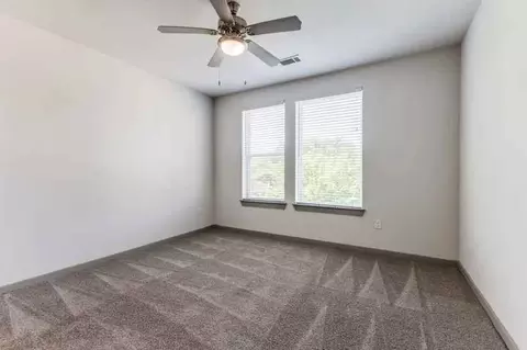 1900 N Beckley Ave, Dallas, TX 75208 photo 25