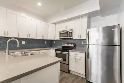 1865 N Fuller Ave, Los Angeles, CA 90046