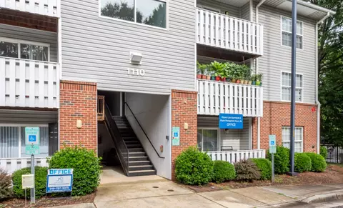1110 Mckimmon View Ct, Raleigh, NC 27606 photo 5