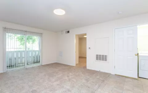 1110 Mckimmon View Ct, Raleigh, NC 27606 photo 4