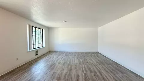 308 SW 155th St, Burien, WA 98166