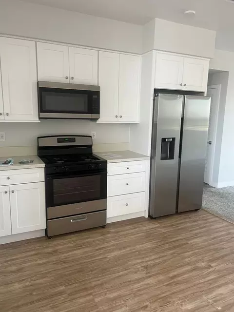 14401 Foothill Blvd, Los Angeles, CA 91342