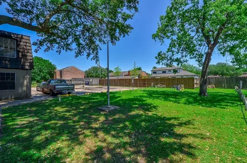 1518 East Ave, Katy, TX 77493