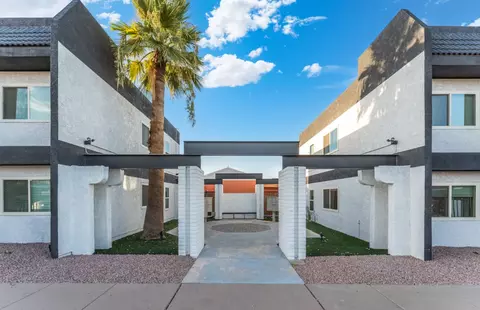 1822 N 32nd St, Phoenix, AZ 85008