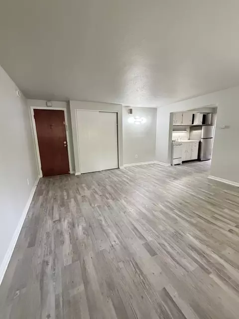 2404 Banning Rd, White Oak, OH 45239