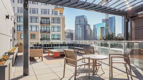 221 Minor Ave N, Seattle, WA 98109 photo 27