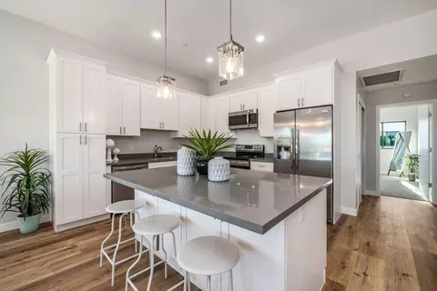 1645 E Cheery Lynn Rd, Phoenix, AZ 85016