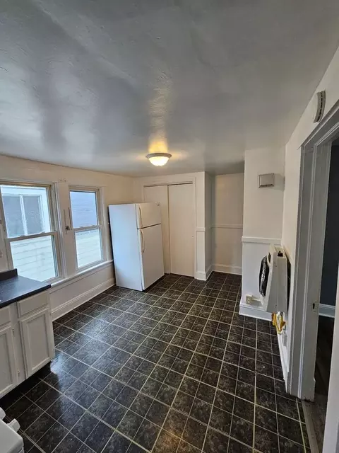 3664 W 48th St, Cleveland, OH 44102