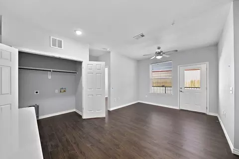 7506 Jensen Dr, Houston, TX 77093 photo 2