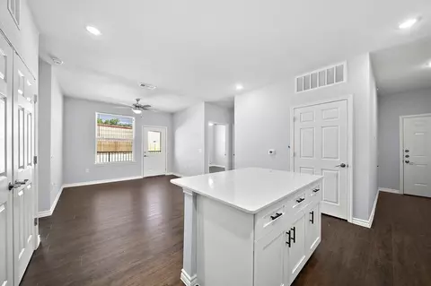 7506 Jensen Dr, Houston, TX 77093 photo 4