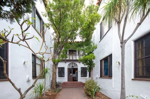 304 W Ivy St, San Diego, CA 92101