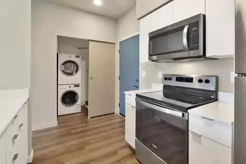 2609 Meridian St, Bellingham, WA 98225