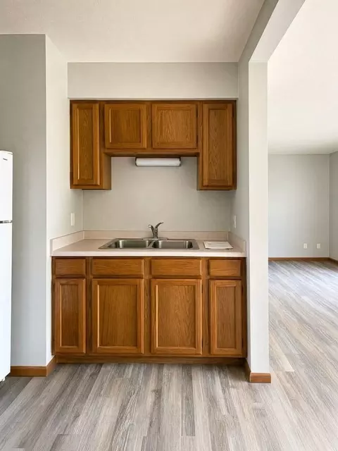 1300 Washington Ave, Baraboo, WI 53913