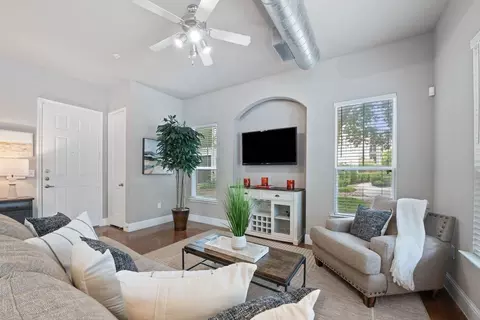 4920 Magnolia Cove Dr, Houston, TX 77345