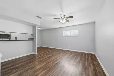 303 W 40th St, Austin, TX 78751