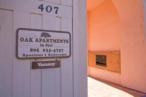 405 E Oak St, Ojai, CA 93023 photo 3