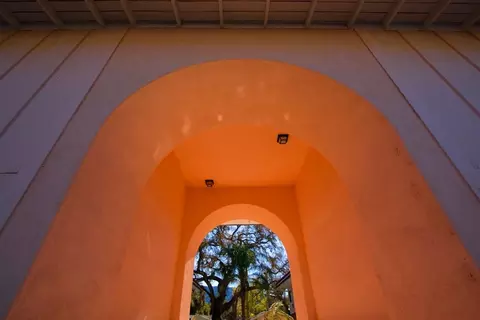 405 E Oak St, Ojai, CA 93023 photo 2