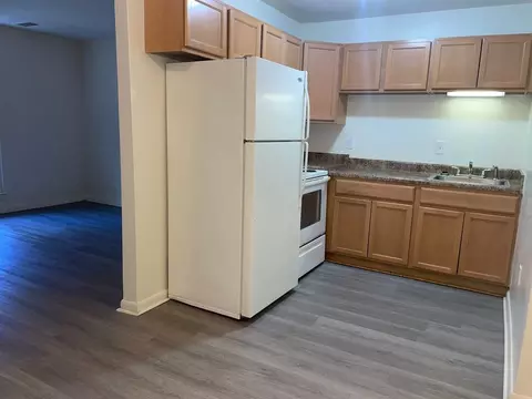 4138 Cresthill Dr, Cave Spring, VA 24018