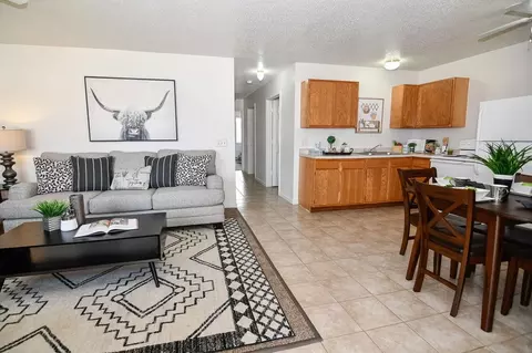 502 Cody Dr, Stuart, IA 50250