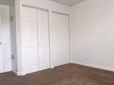 2529 W Fitch Ave, Chicago, IL 60645 photo 10