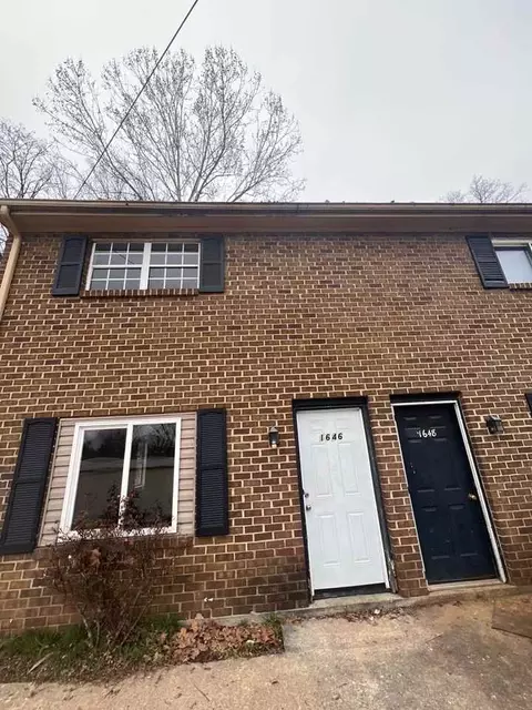 1646 Eastern Ave NE, Roanoke, VA 24012